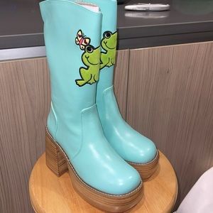 Brand new Delia’s boots